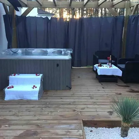 Apartmán Studio & Jacuzzi Privatif Utilisable Toute L'annee Lons